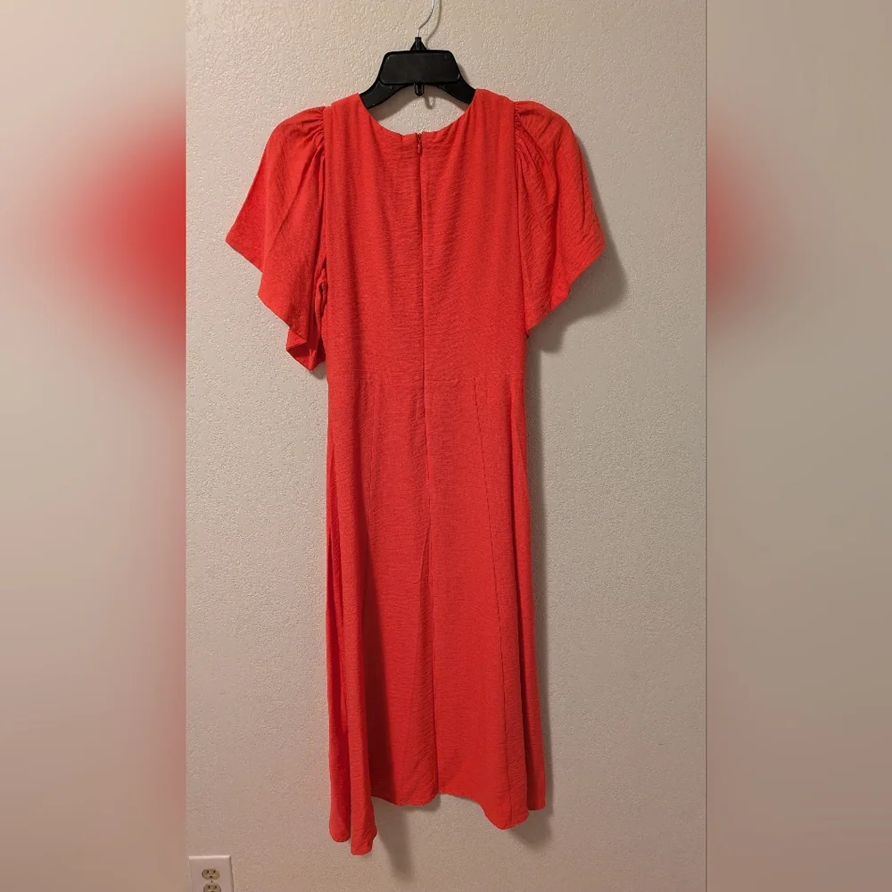 DKNY Flutter Sleeve Crinkle Dress - Picture 6 of 9